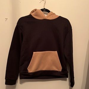 Zaful tan and black cropped sweatshirt size 6